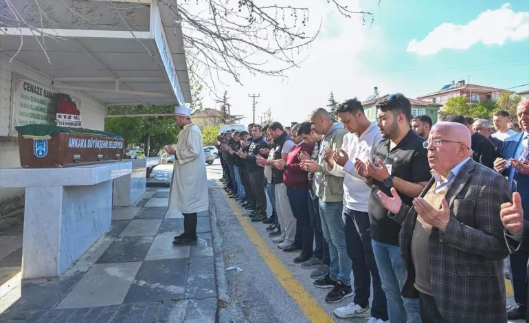 Çubuk’ta Kadın Cinayeti: Cenaze Toprağa Verildi