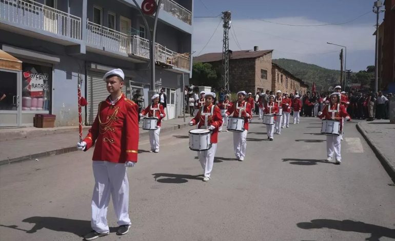 Çukurca’da 19 Mayıs Atatürk’ü Anma, Gençlik ve Spor Bayramı kutlandı