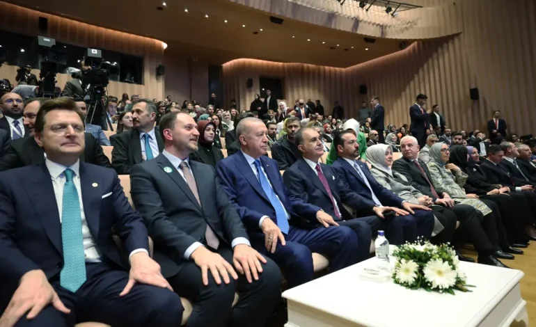 Cumhurbaşkanı Erdoğan: Bağımlılıkla mücadeleyi hep birlikte vermeliyiz