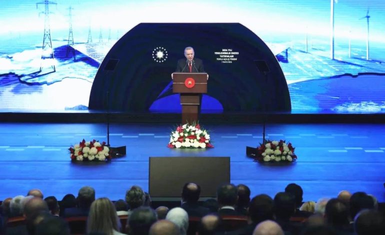 Cumhurbaşkanı Erdoğan: “Hedefimiz ithalatı düşürerek, enerji faturamızı hafifletmek ve nihai olarak da Türkiye’yi kaynakta ve teknolojide net…