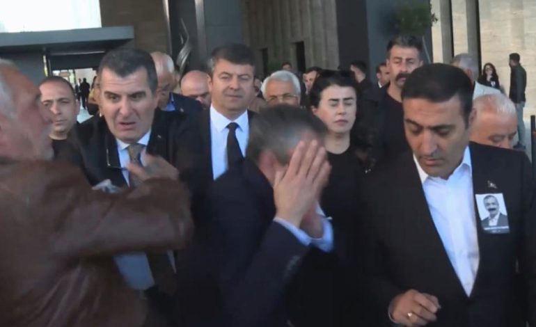 DEM Parti: Saldırıyı büyük bir öfkeyle lanetliyoruz