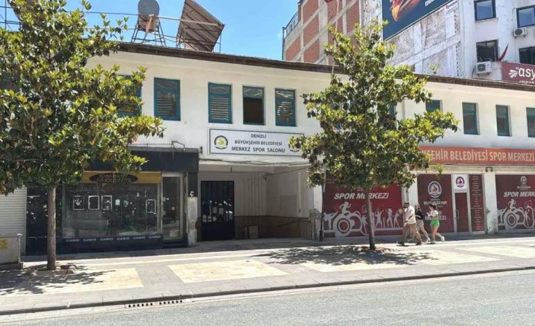 Denizli’de 69 Yıllık Spor Salonu için Yıkım Kararı