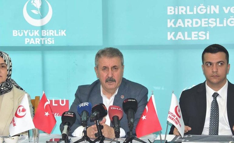 Destici: Askerimizi, polisimizi şehit eden teröristler için idam cezası getirilmeli