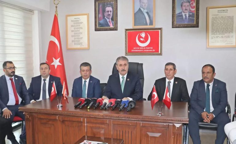 Destici: Terör Örgütü Diz Çökmüştür