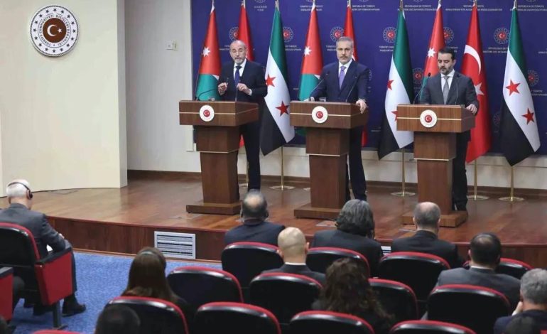 Dışişleri Bakanı Fidan: “(PKK’nın fesih kararı) Kalıcı barış ve istikrarın bölgemize hakim olması açısından ben bu kararı oldukça önemli görüyorum”