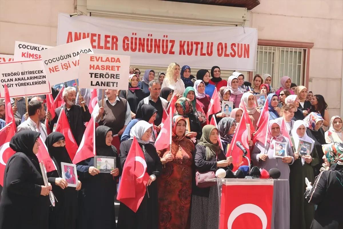 Diyarbakır anneleri “Anneler Günü”nde de evlat nöbetinde