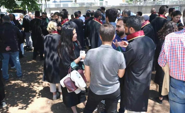 Diyarbakır’da Avukata Saldırı Protesto Edildi