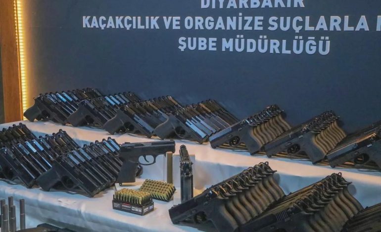 Diyarbakır’da Silah Atölyesine Baskın
