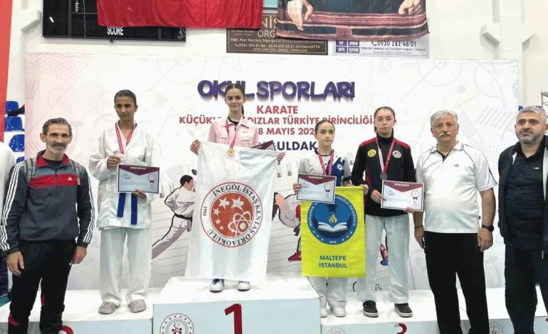 Doğa Açıkgöz Türkiye 3’üncüsü oldu