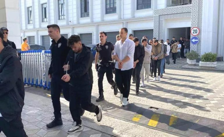 Dolandırıcılık Operasyonu: 52 Tutuklama