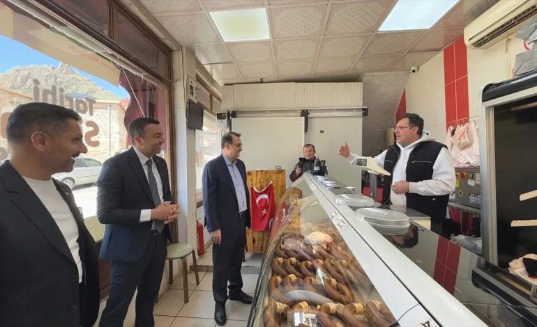 Dönmez’in İlçe Ziyaretleri Sürüyor