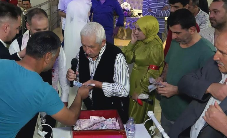 Düğünde Hırsızlık: 40 Bin Lira Çaldı