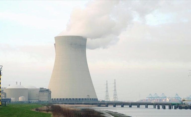 Dünyada elektrik üretiminde yenilenebilir ve nükleer enerjinin payı