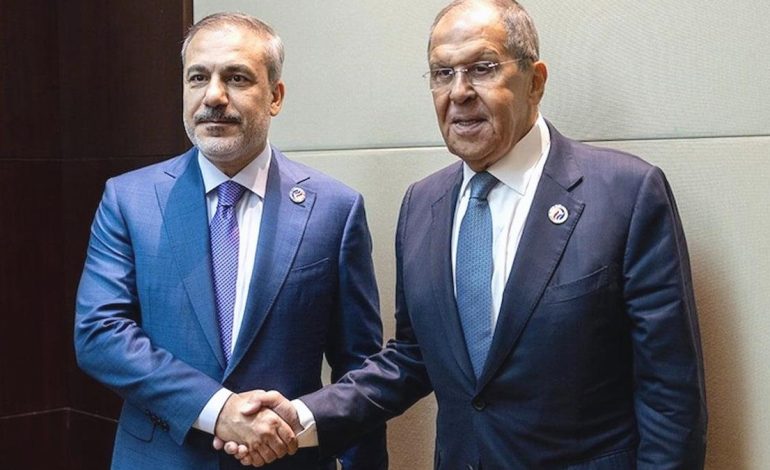 Dünyanın beklediği buluşmadan önce, Fidan ve Lavrov detayları konuştu