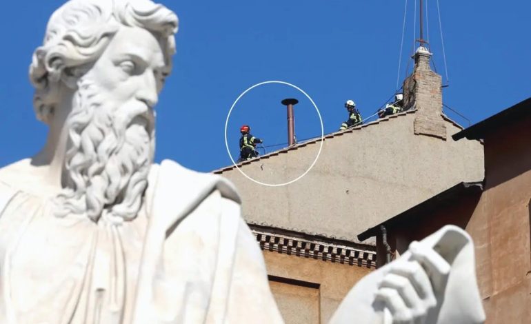 Dünyanın gözü bu bacadan çıkacak dumanda! Papa seçiminde Konklav süreci başlıyor