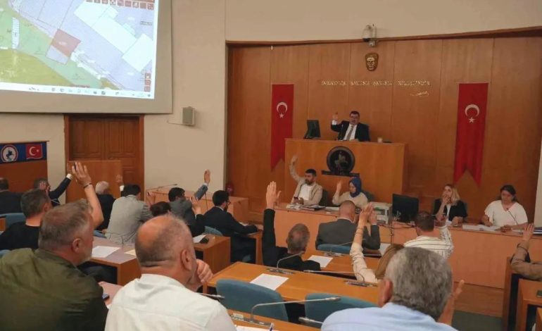 Düzce Belediye Meclisi’nden Evsel Atık Tarifelerine Değişiklik