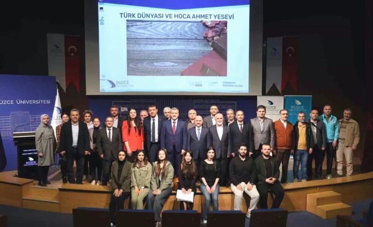 Düzce Üniversitesi’nde ‘Türk Dünyası ve Hoca Ahmet Yesevi’ Konferansı Gerçekleştirildi