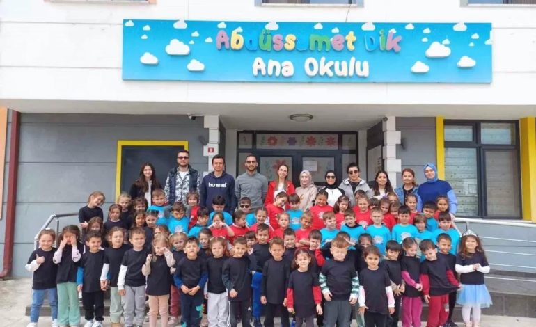 Düzce’de Minik Adımlardan Büyük Adımlara Atletizm Etkinliği Gerçekleşti