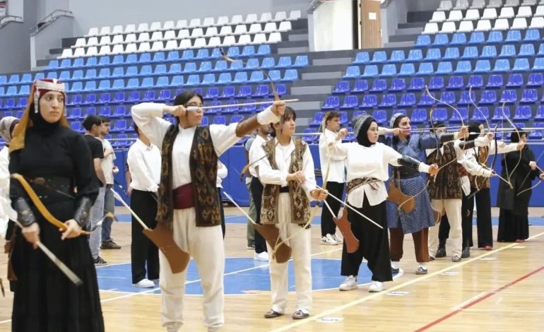EBYÜ Okçuluk Takımı İkincilik Elde Etti