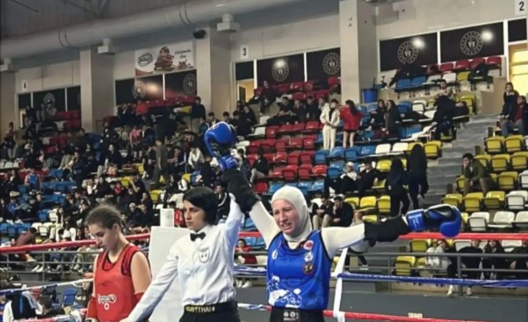 Ecrin İnam, Muay Thai’de Türkiye Birincisi
