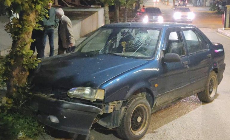 Edirne’de otomobil ağaca çarptı: Sürücü alkollü çıktı