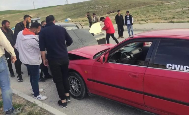 Edremit’te Kafa Kafaya Çarpışma: 1 Yaralı