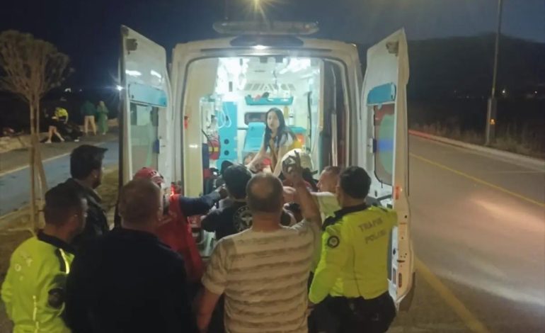 Edremit’te Otomobil Dereye Devrildi: Bir Yaralı