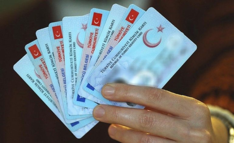 Ehliyet taşıma zorunluluğu sessizce kalktı: Milyonlarca sürücü hala habersiz
