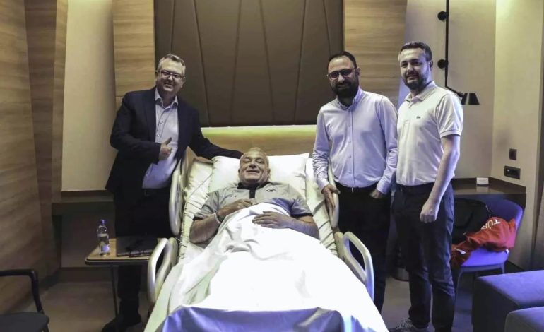 Ekrem Memnun Ameliyat Oldu