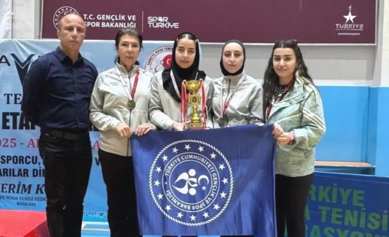 Elazığ Gençlikspor Kadın Masa Tenisi Takımı 1. Lig’e Yükseldi
