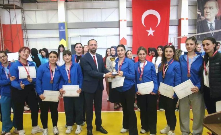 Elazığ GSB Yurtları’ndan Büyük Başarılar