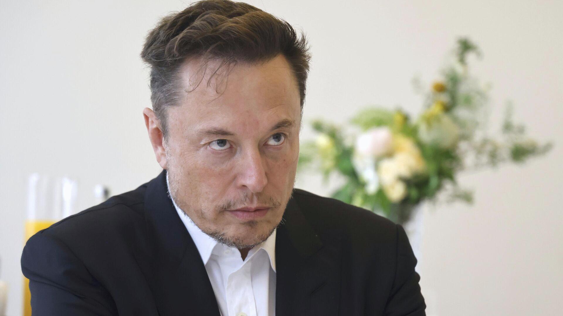 Elon Musk kehaneti duyurdu: ‘Güneş, Dünya’yı yok edecek’