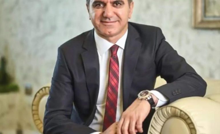 Emekçilere Kutlama Mesajı