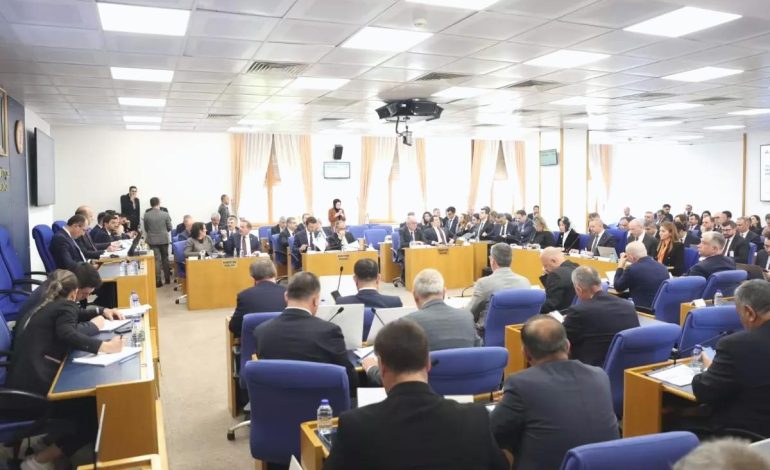 Enflasyon Belirsizlikleri ve Dezenflasyon Süreci