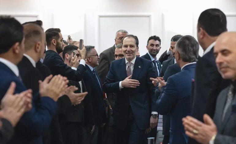 Erbakan’dan Genç Evlilik Eleştirisi