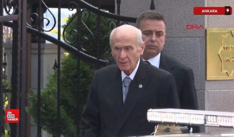 Erdoğan ile görüşecek olan Bahçeli, konutuna giriş yaptı
