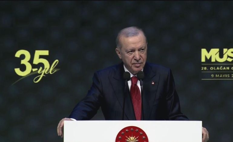 Erdoğan: Kayıt dışı ile mücadeleden geri adım atmayız