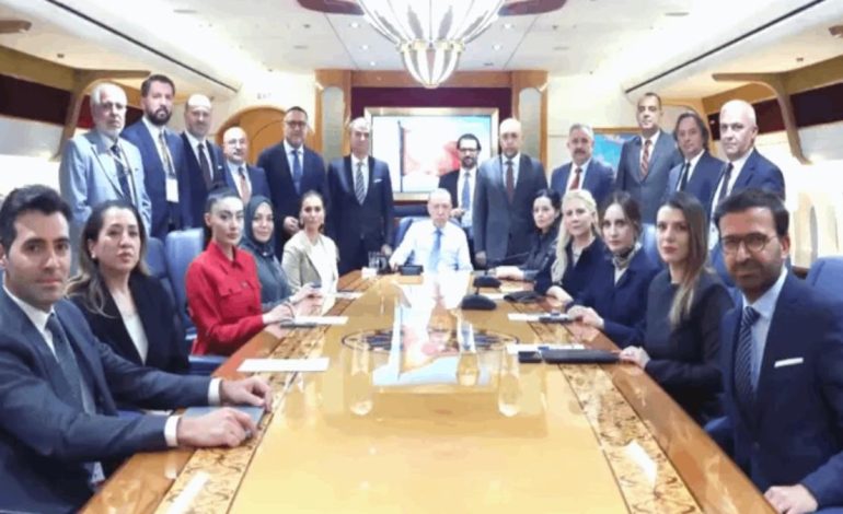 Erdoğan TEKNOFEST dönüşü gazetecilerin sorularını yanıtladı