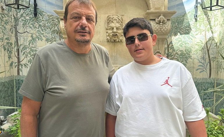 Ergin Ataman’ın oğlundan olay paylaşım
