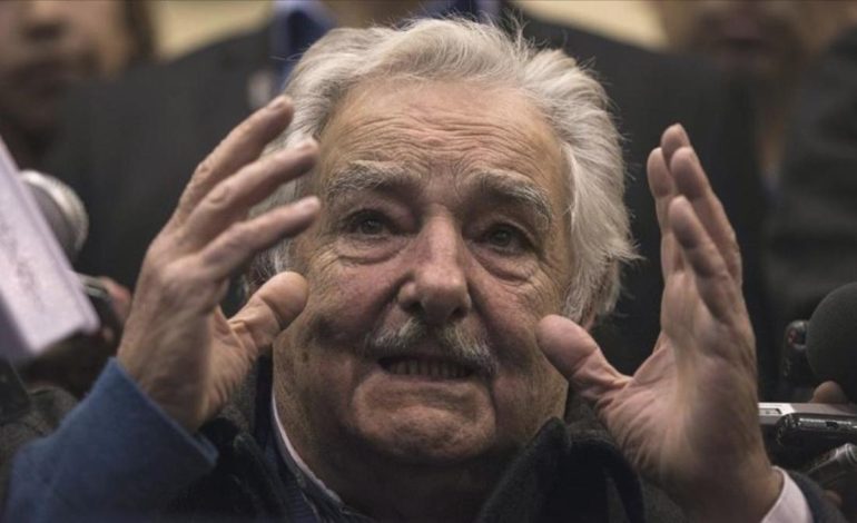 Eski Uruguay Devlet Başkanı Jose Mujica hayatını kaybetti