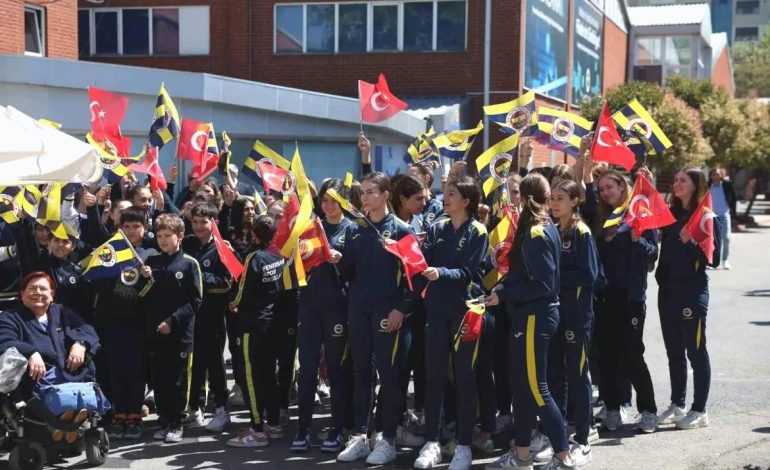 Fenerbahçe 118. Yaşını Kutladı