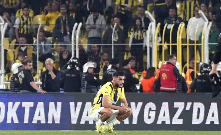 Fenerbahçe Evinde Puan Kaybetti
