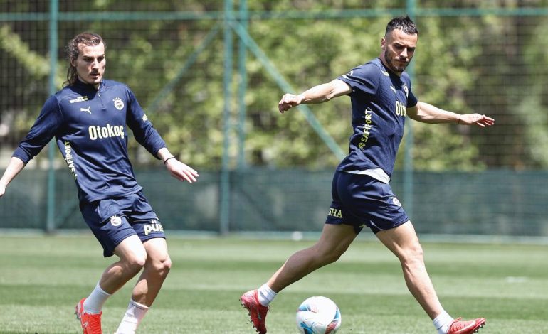 Fenerbahçe, Eyüpspor maçı hazırlıklarını sürdürdü