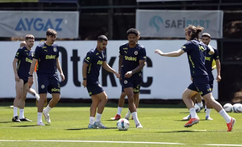 Fenerbahçe Hatayspor Maçı İçin Hazırlıklarını Sürdürüyor