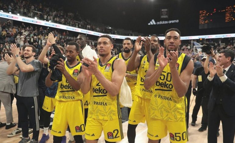 Fenerbahçe, Sarunas Jasikevicius yönetiminde üst üste ikinci kez Dörtlü Final’de