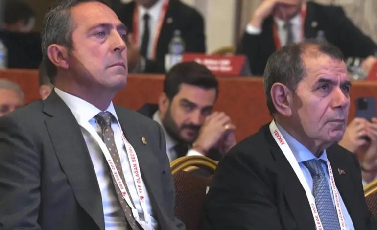 Fenerbahçe ve Galatasaray yıldız kaleci için yarışıyor