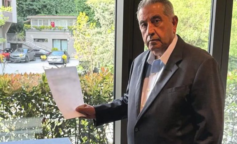 Fenerbahçe’de Başkan Adayı Mahmut Uslu, kongre için başlatılan kampanyada imza verdi