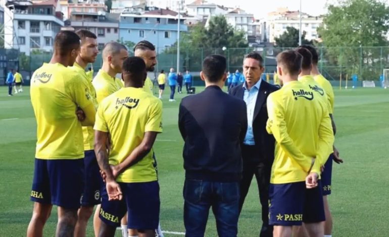 Fenerbahçe’de Mourinho dahil 16 isim yollar ayrılıyor