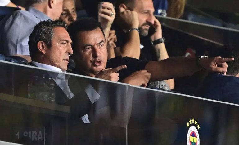 Fenerbahçe’de Mourinho dahil 16 isimle yollar ayrılıyor