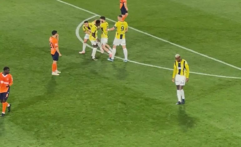 Fenerbahçe’de Tadic ve Talisca arasında gerginlik